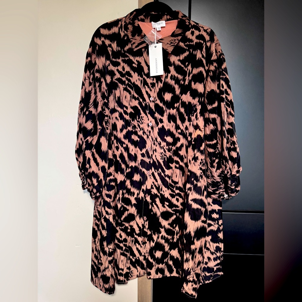 NWT, Animal print dress, size XL, can be worn as a dress or unbuttoned
